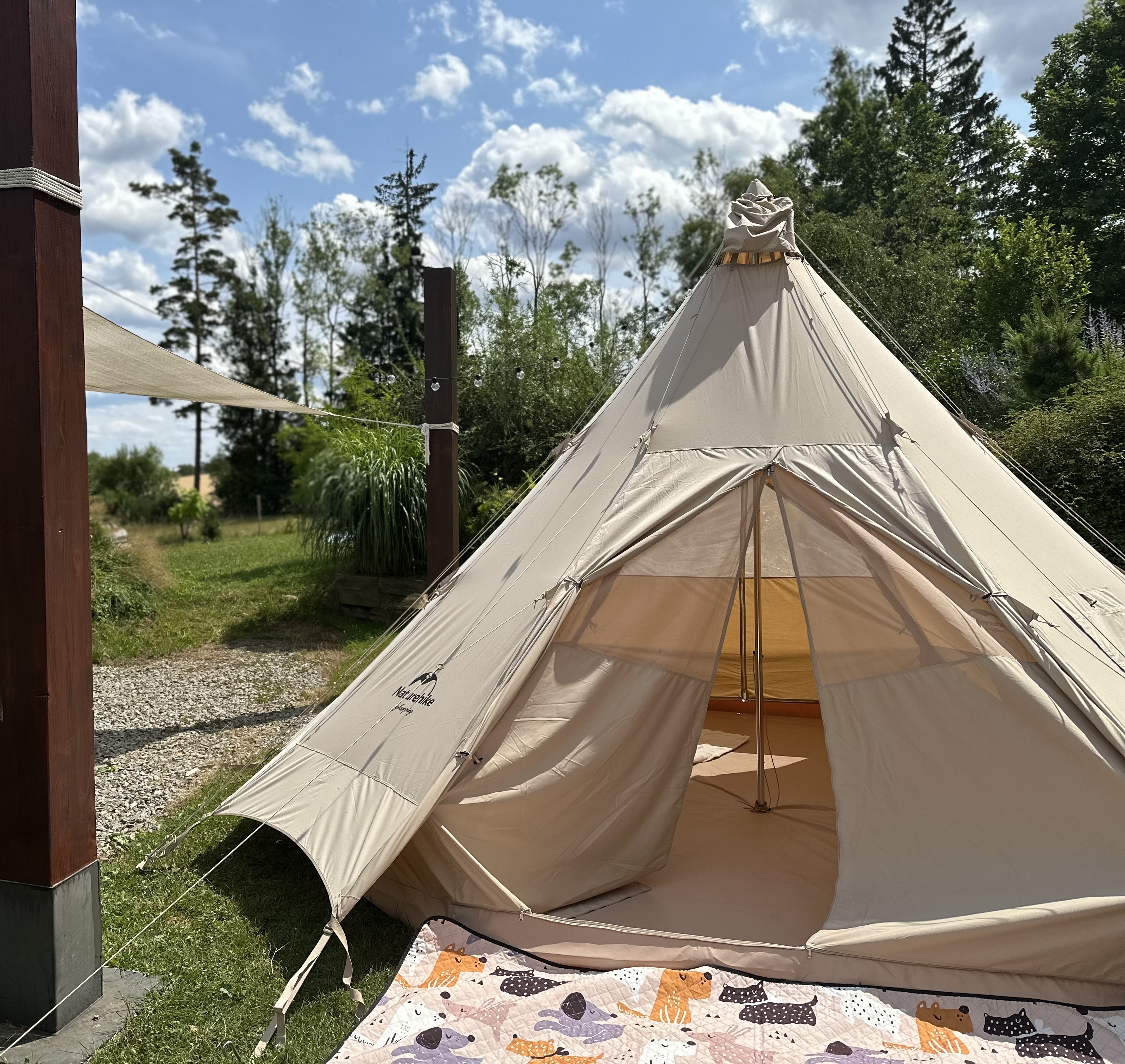 Naturehike bavlnený stan na glamping Pyramída 12.3