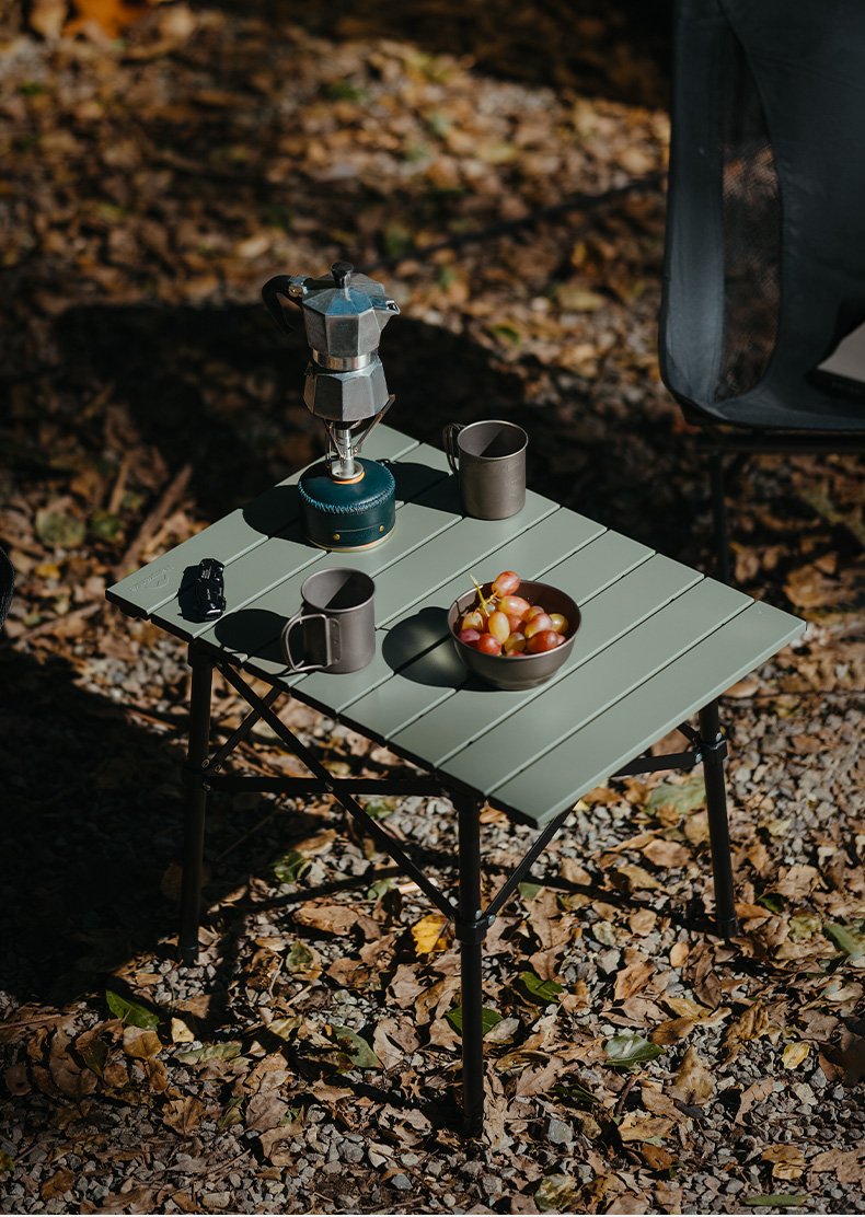 Naturehike hliníkový stolík Yamami 1562g - zelený