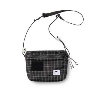 Naturehike taška cez rameno Mia 3l 84g - čierna